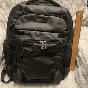 Like New Samsonite Laptop Backpack